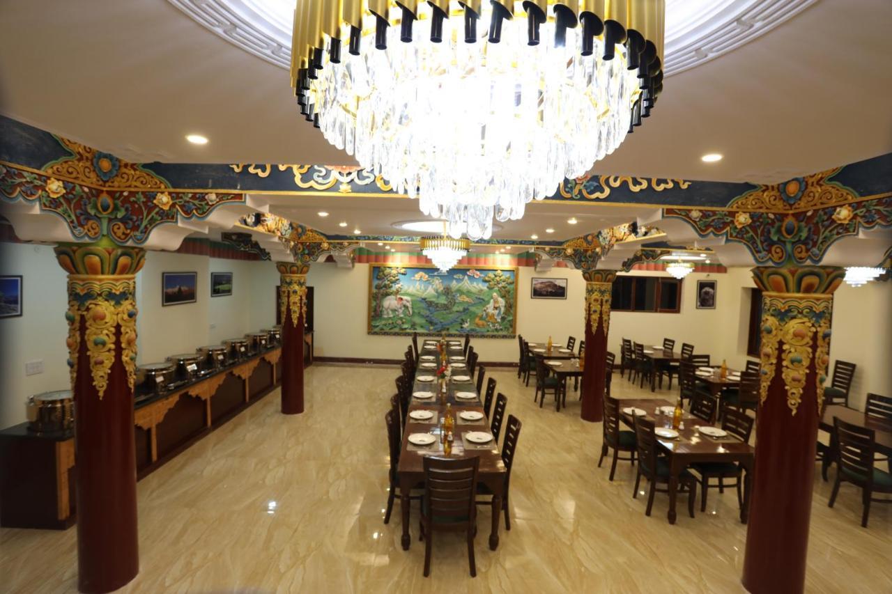 ليه Hotel The Grand Khasdan المظهر الخارجي الصورة